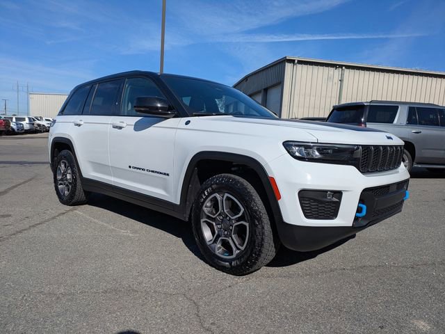 Used 2022 Jeep Grand Cherokee Trailhawk image 2