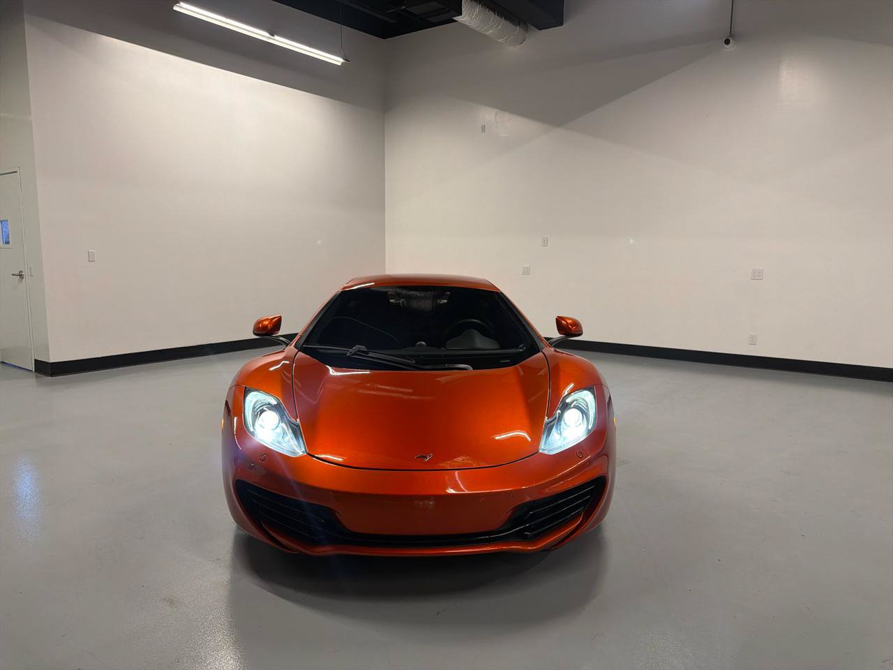 Used 2012 McLaren MP4-12C Coupe RWD image 14