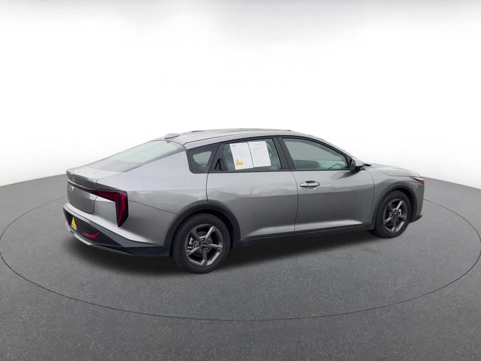 Used 2025 Kia K4 FWD image 15