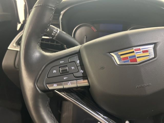 Used 2024 Cadillac XT6 Premium Luxury image 12