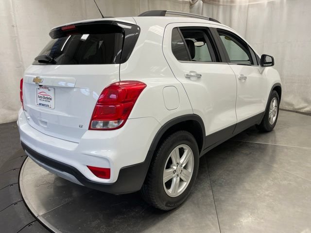 Used 2019 Chevrolet Trax LT w/ LT Convenience Package FWD image 7