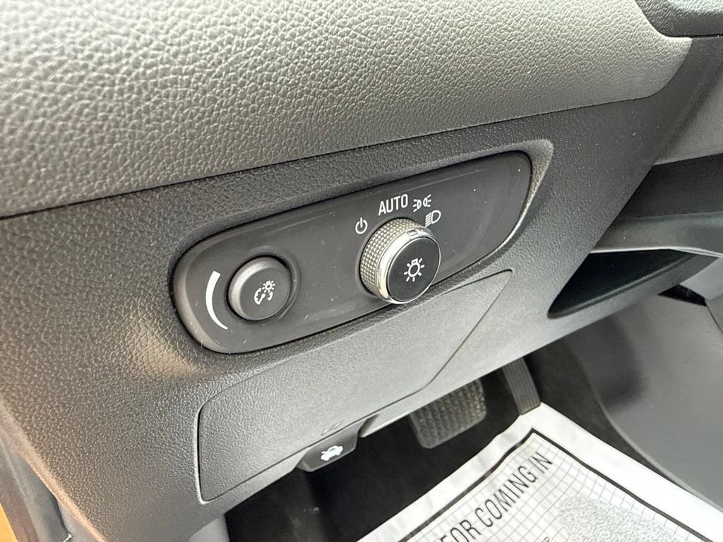 Used 2024 Buick Encore GX Preferred w/ Comfort Package AWD/4WD image 20
