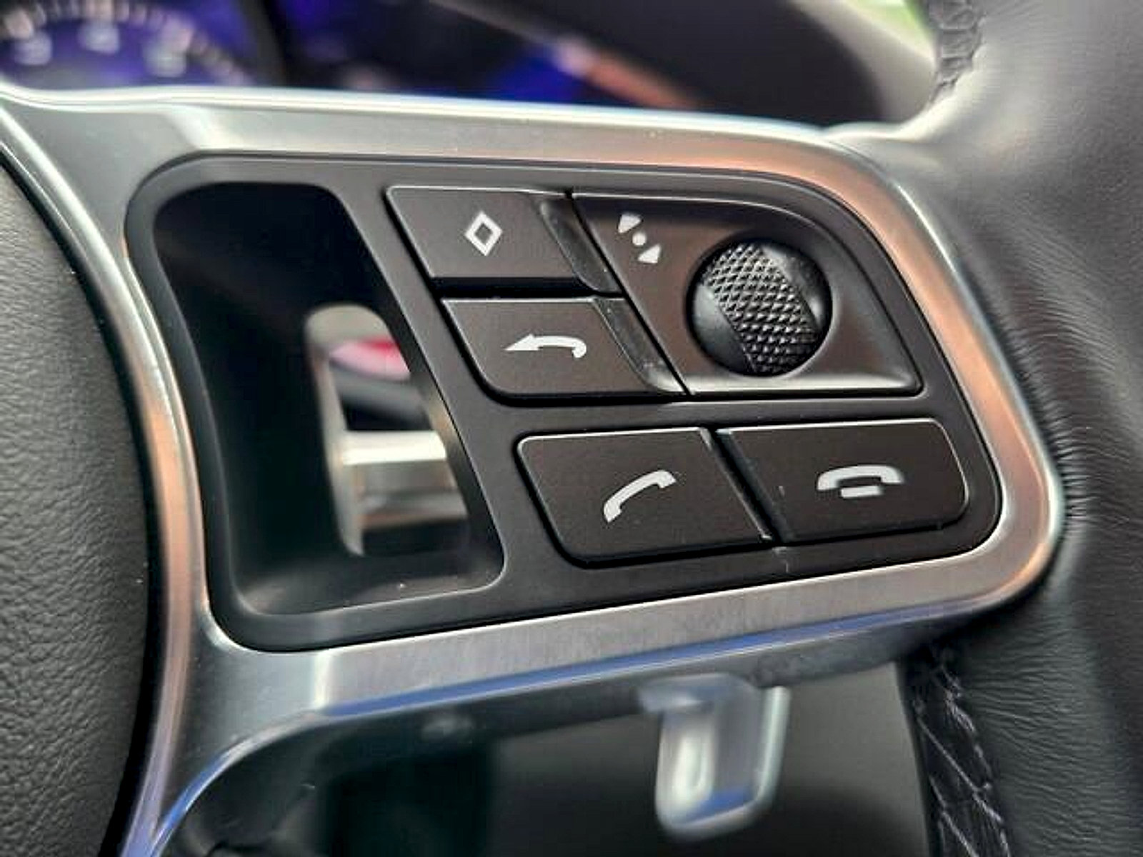 Used 2022 Porsche Cayenne Platinum Edition AWD/4WD image 21