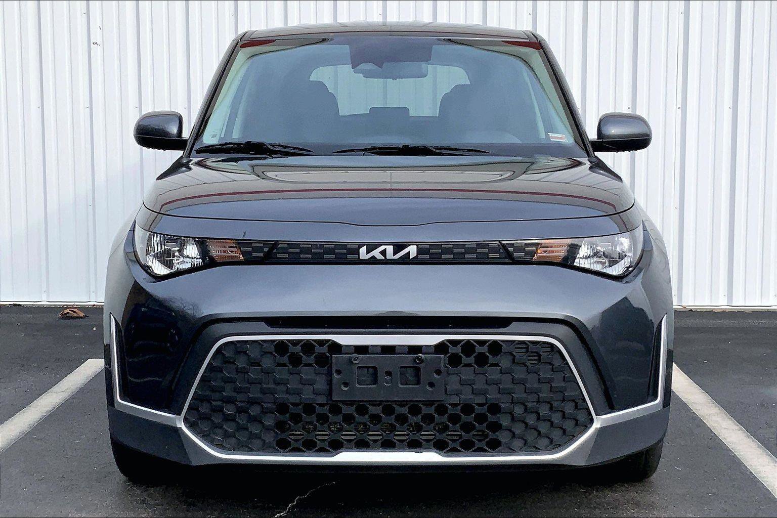 Used 2023 Kia Soul LX w/ Option Group 015 image 3