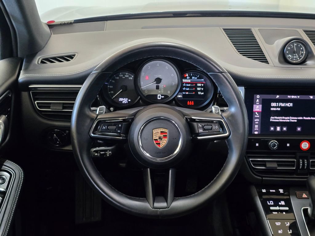 Used 2023 Porsche Macan S image 10