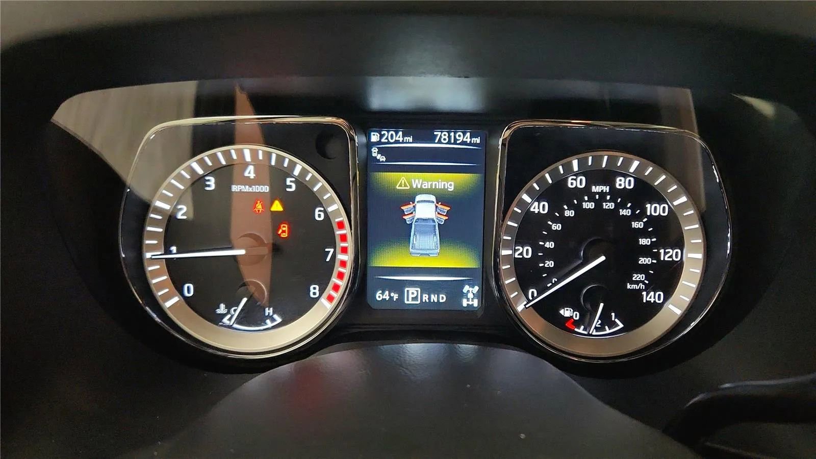 Used 2017 Nissan Titan SV AWD/4WD image 26