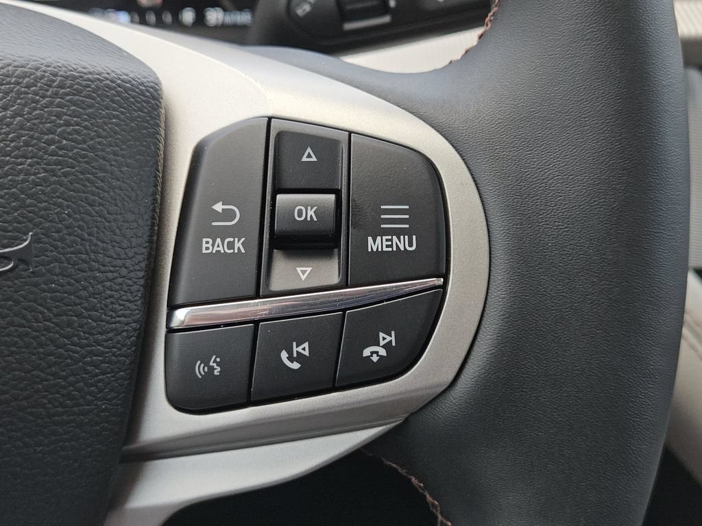 New 2026 Ford Explorer Active w/ Active Comfort Package RWD image 20