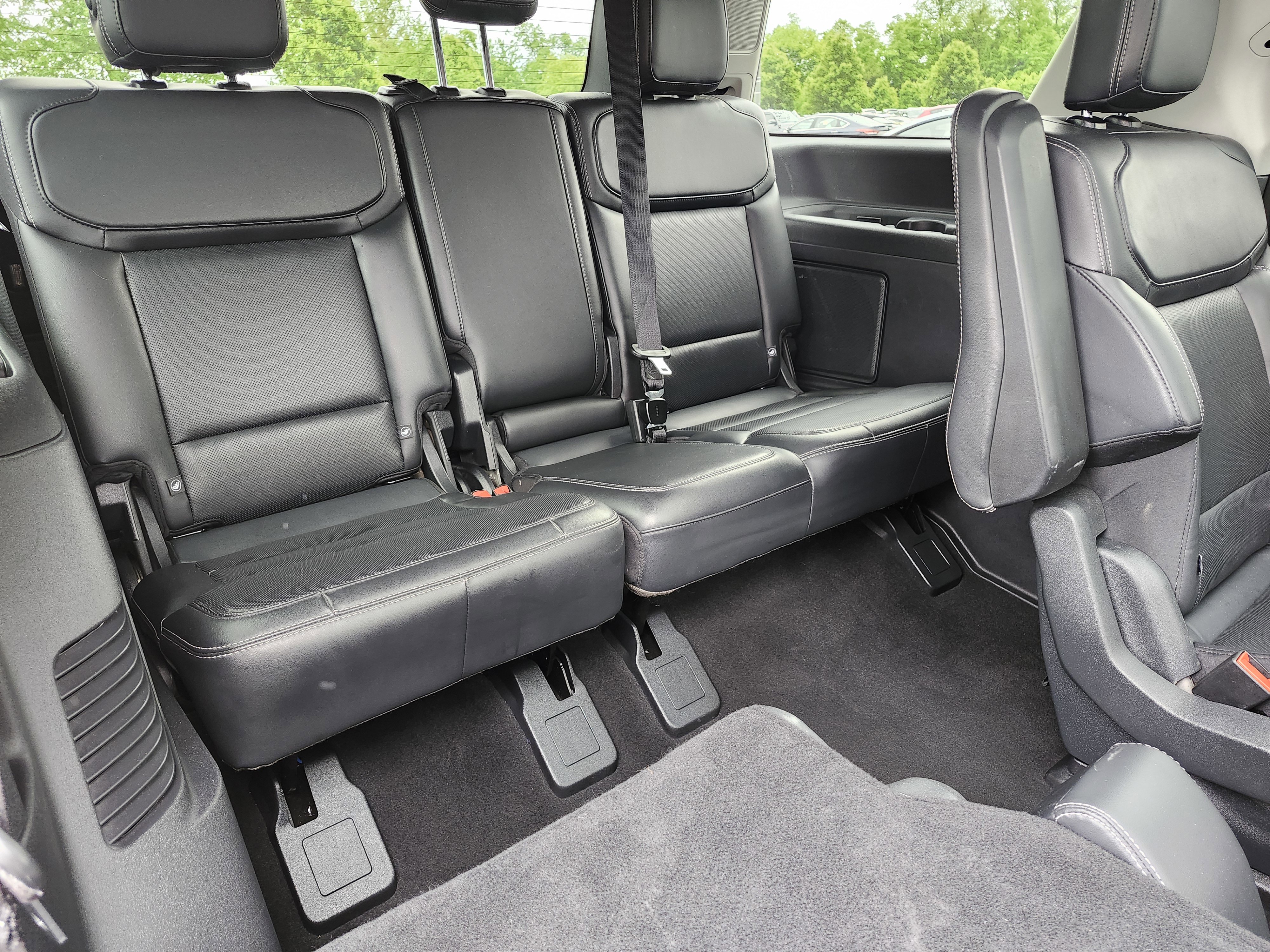 Used 2025 Ford Expedition Platinum AWD/4WD image 21
