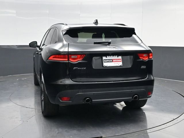 Used 2020 Jaguar F-PACE R-Sport image 4