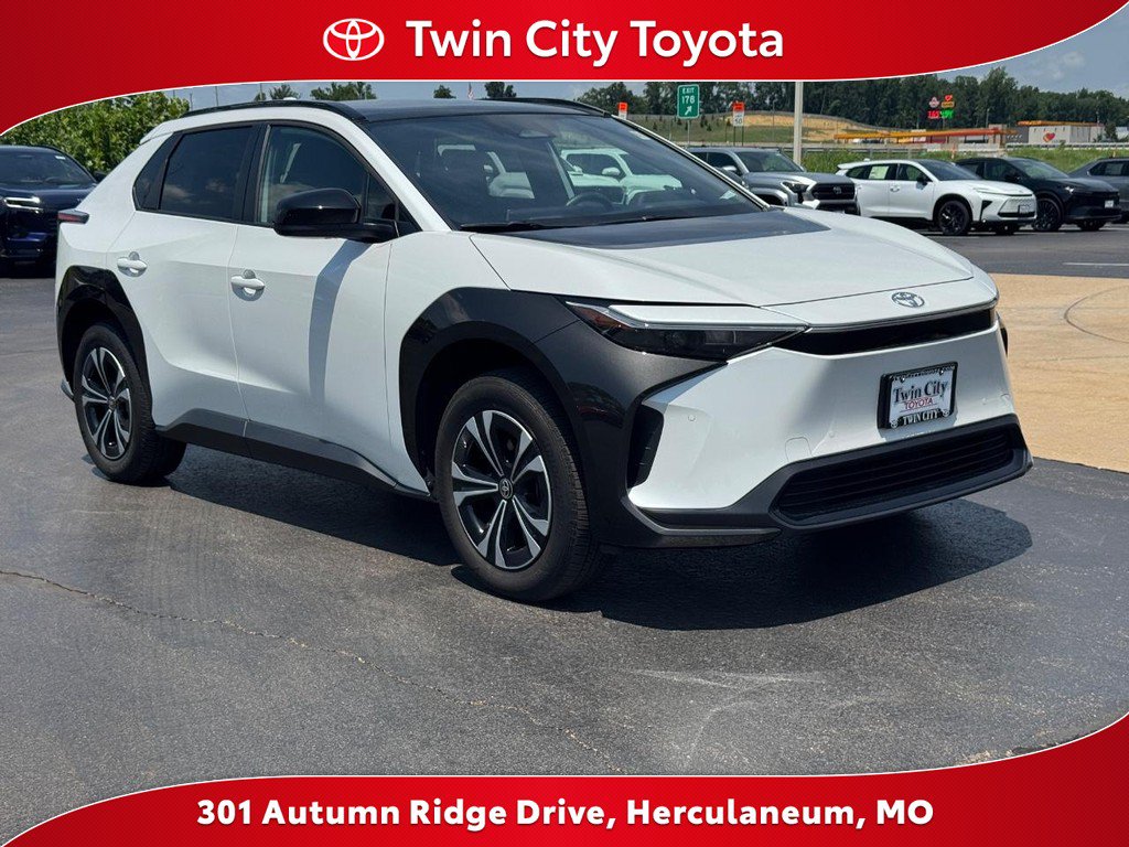 Certified 2024 Toyota bZ4X AWD w/ Weather Package image 1
