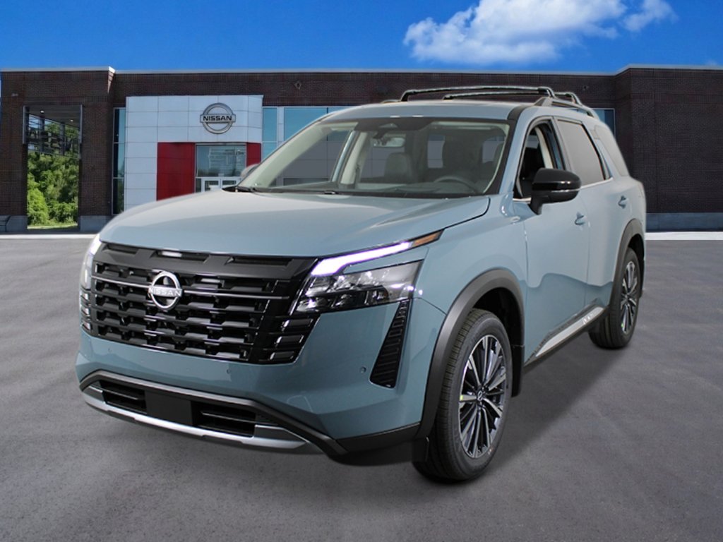 New 2026 Nissan Pathfinder Platinum FWD image 1