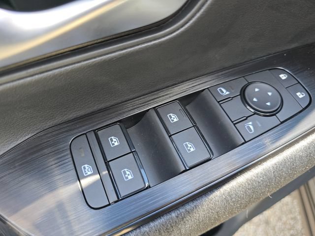 New 2026 Nissan Kicks SV w/ Cold Weather Package AWD/4WD image 27