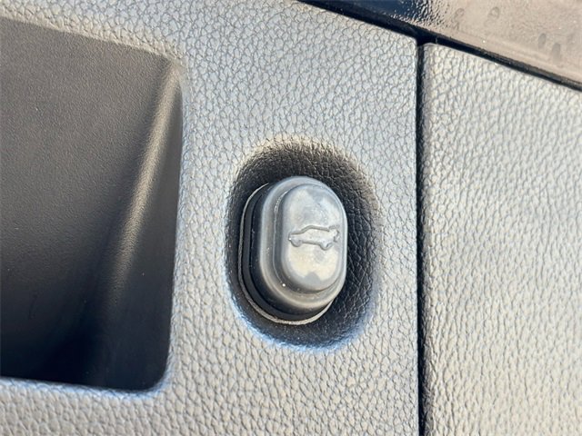 Used 2018 GMC Yukon Denali w/ Denali Ultimate Package image 21