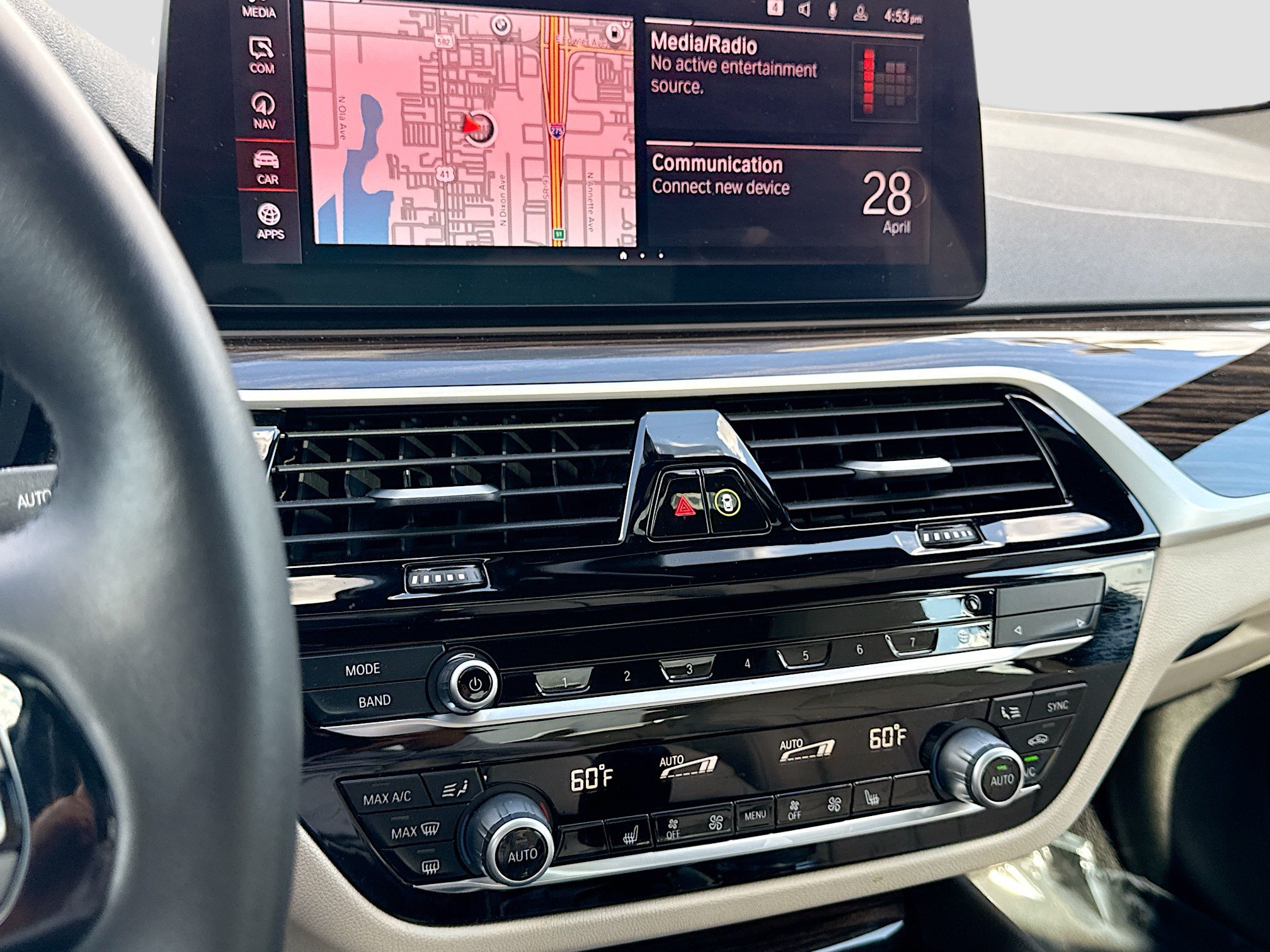 Used 2023 BMW 530i w/ Premium Package RWD image 28