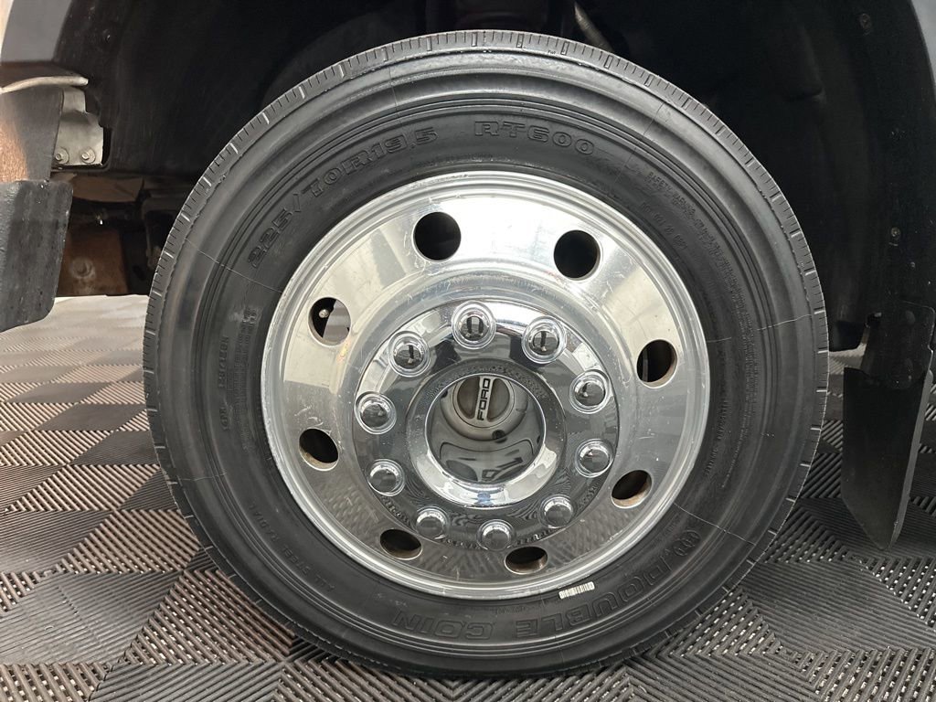 Used 2008 Ford F550 4x4 Crew Cab Super Duty image 33