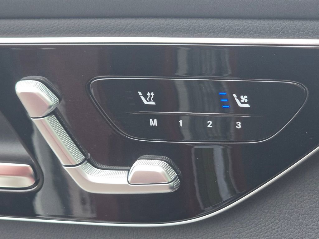 Certified 2026 Mercedes-Benz GLC 350e 4MATIC image 7