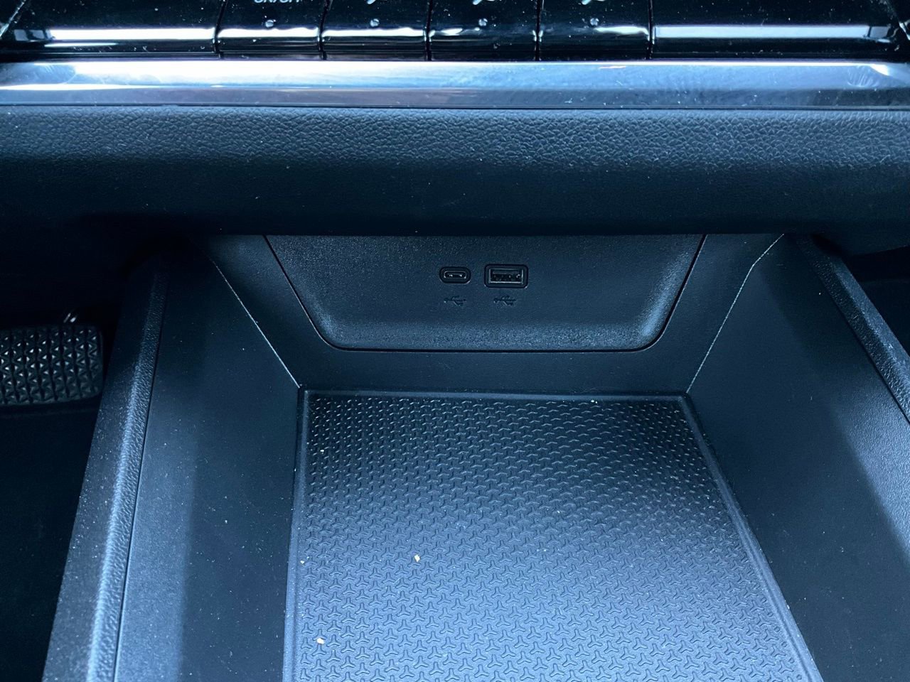 Used 2025 Chevrolet Equinox LT image 22