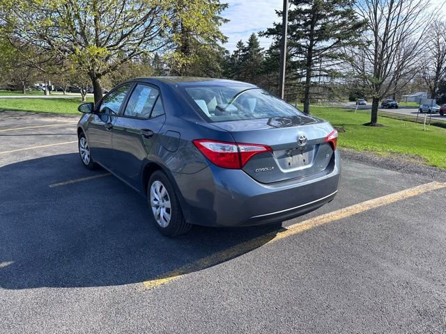 Used 2015 Toyota Corolla LE FWD image 5