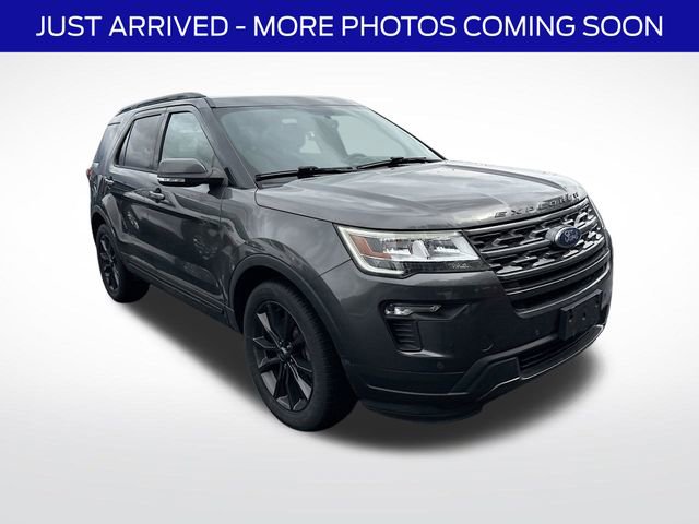 Certified 2018 Ford Explorer XLT w/ Equipment Group 202A image 1