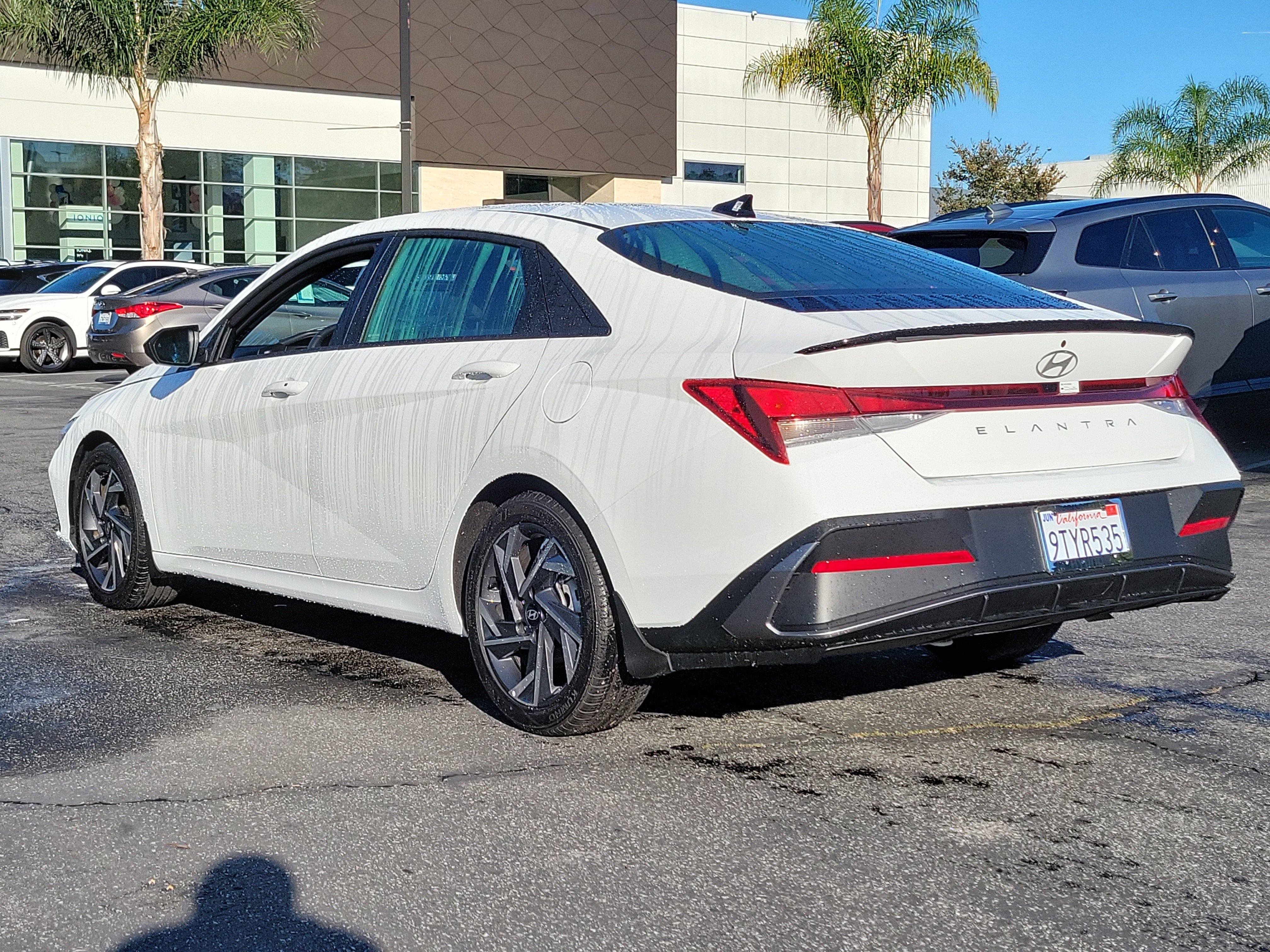 Certified 2025 Hyundai Elantra Sport image 26