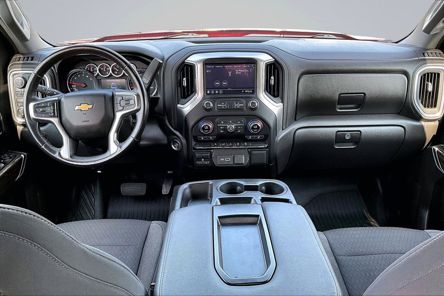 Used 2021 Chevrolet Silverado 1500 LT AWD/4WD image 16