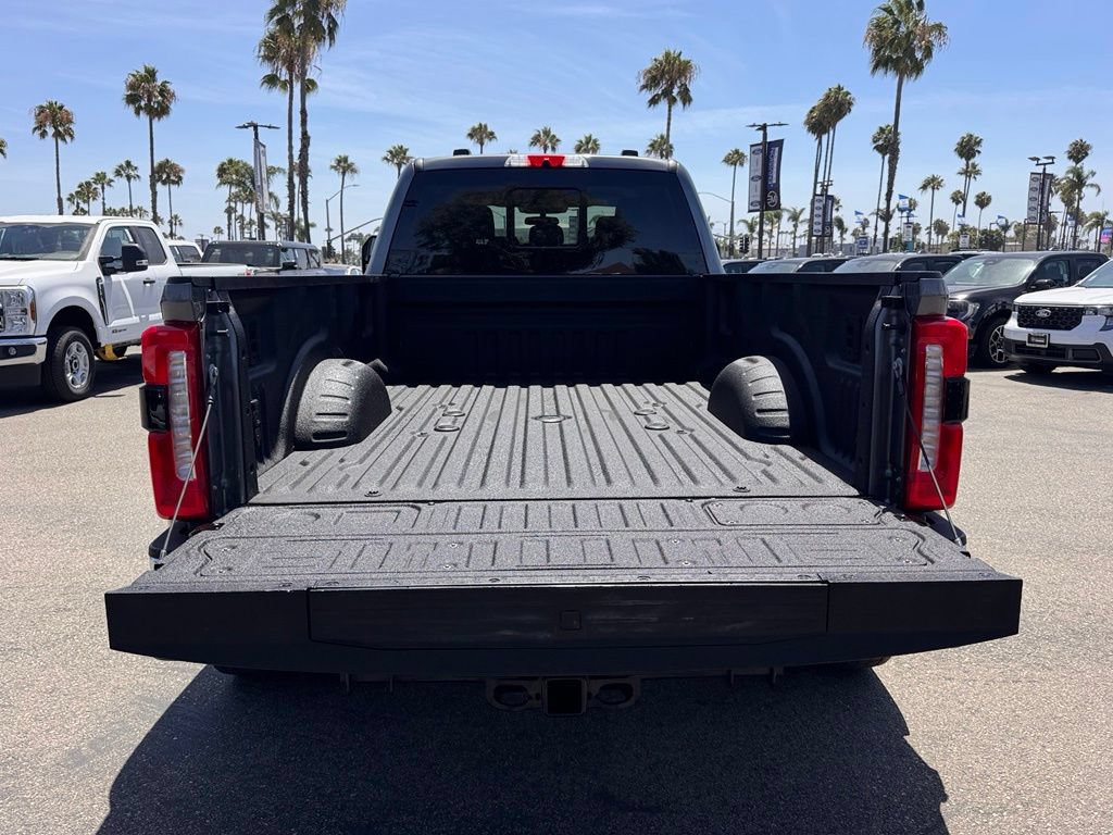Used 2025 Ford F450 XLT w/ 360-Degree Camera Package AWD/4WD image 13