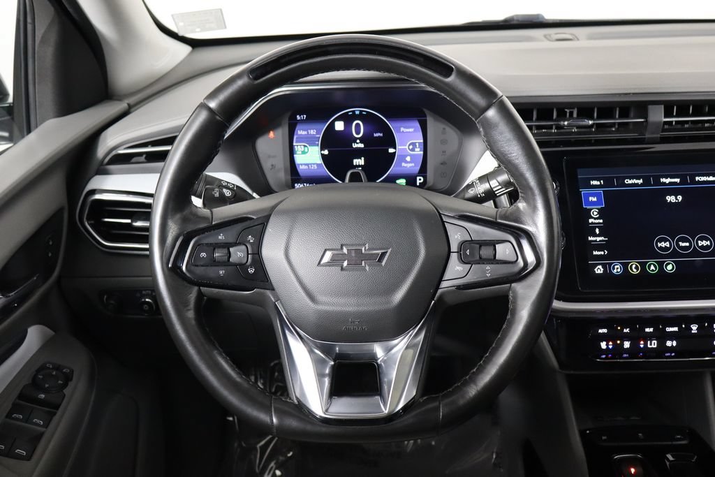 Used 2022 Chevrolet Bolt EUV Premier w/ Sun & Sound Package FWD image 7