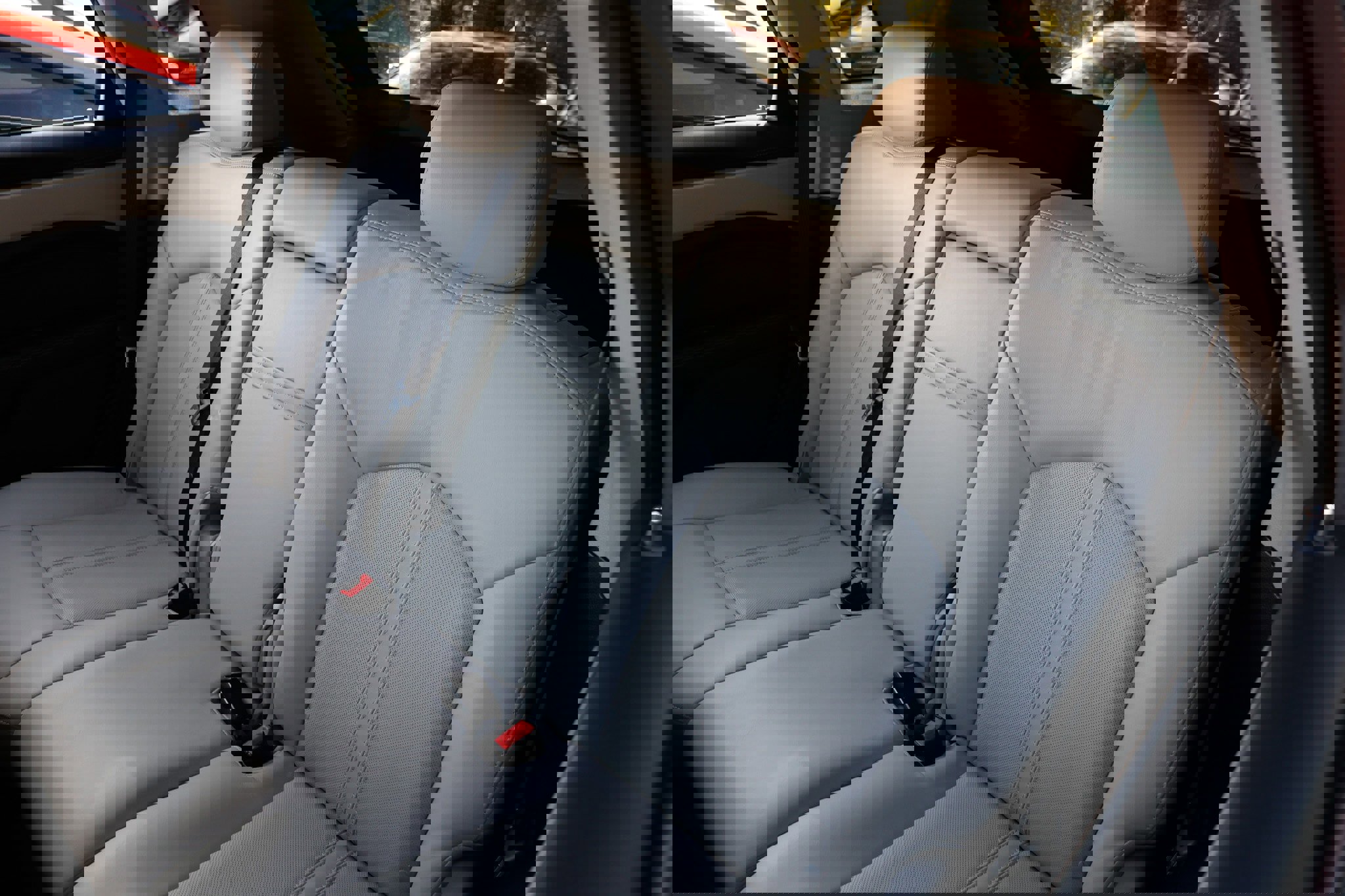 Used 2013 Cadillac SRX Performance w/ Driver Awareness Package image 11