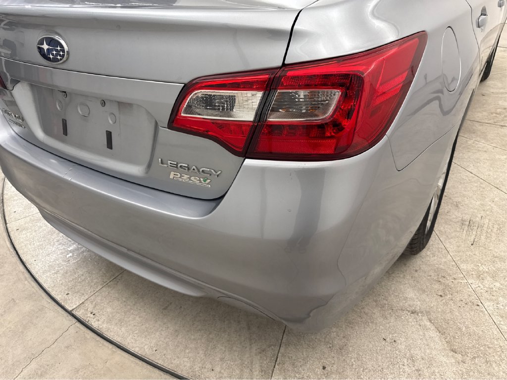 Used 2017 Subaru Legacy 2.5i Premium AWD/4WD image 23