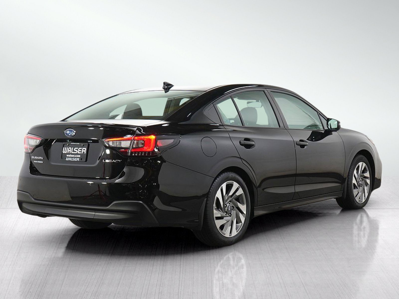 Used 2025 Subaru Legacy Limited w/ Popular Package #3 AWD/4WD image 5