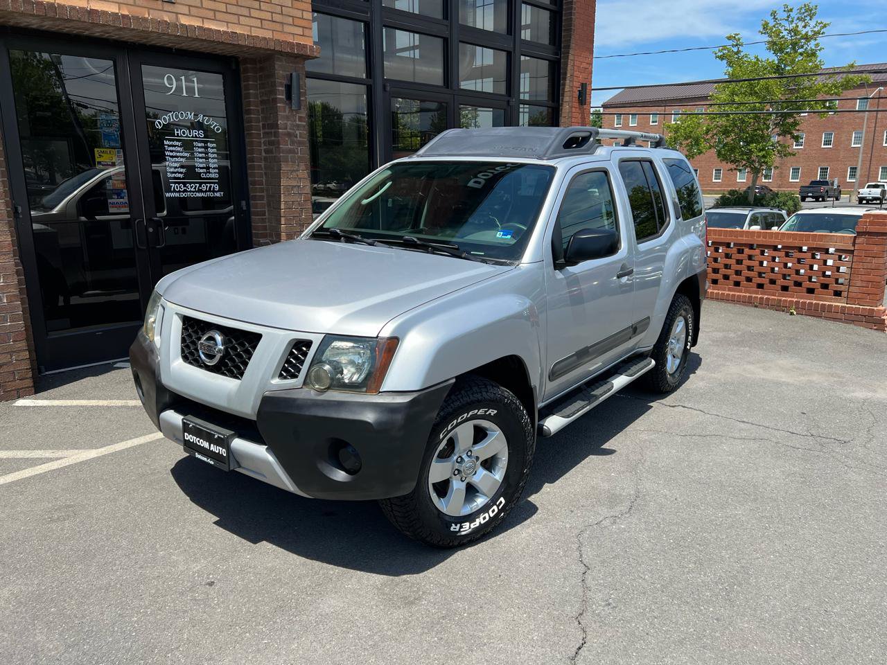 Used 2011 Nissan Xterra S AWD/4WD image 1