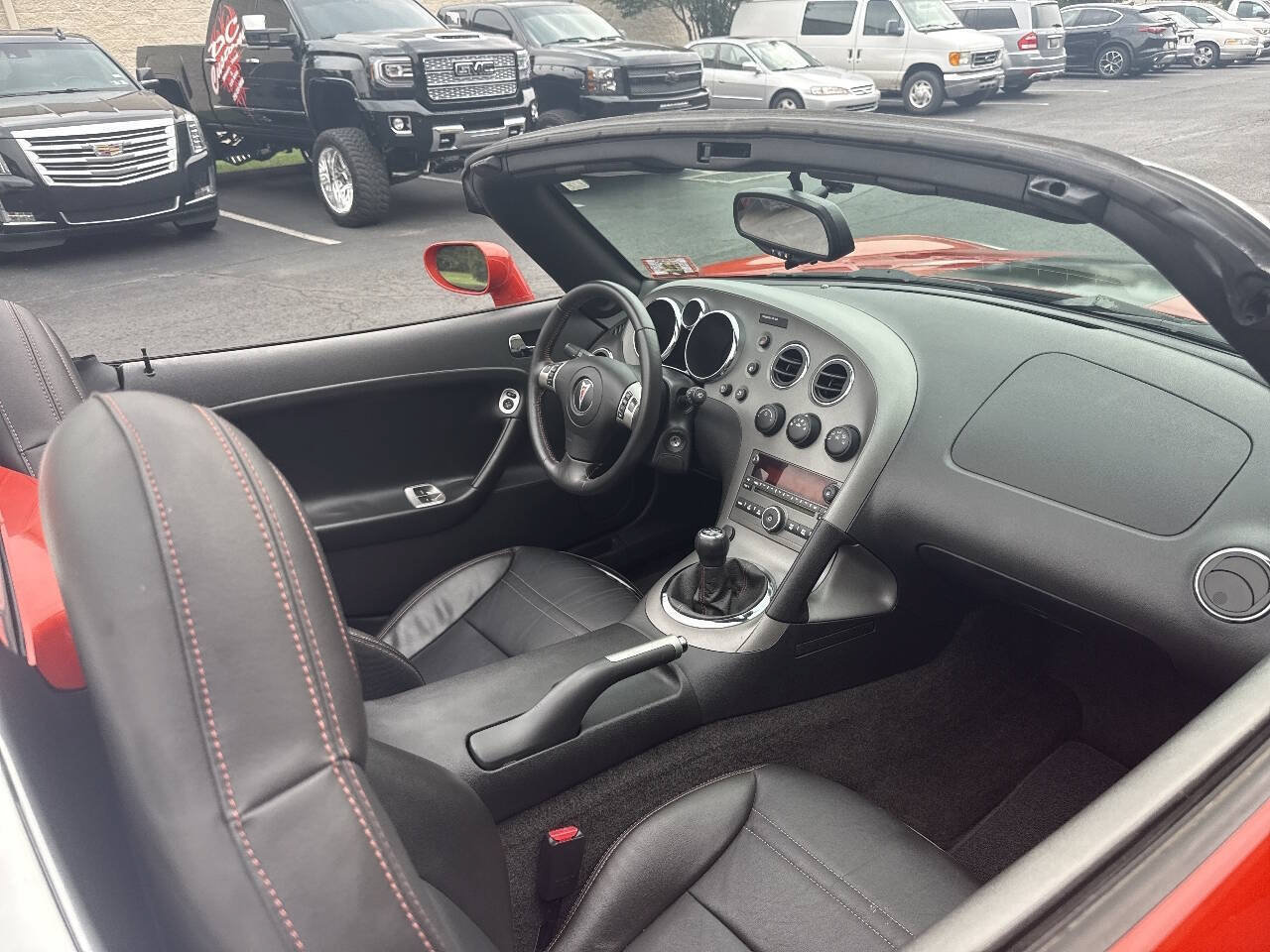 Used 2009 Pontiac Solstice Street Edition RWD image 34