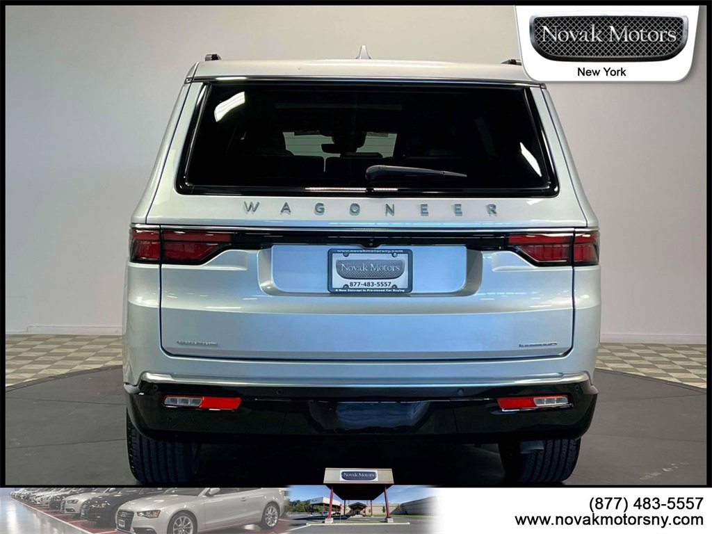 Used 2022 Jeep Wagoneer Series II w/ Premium Group I image 5