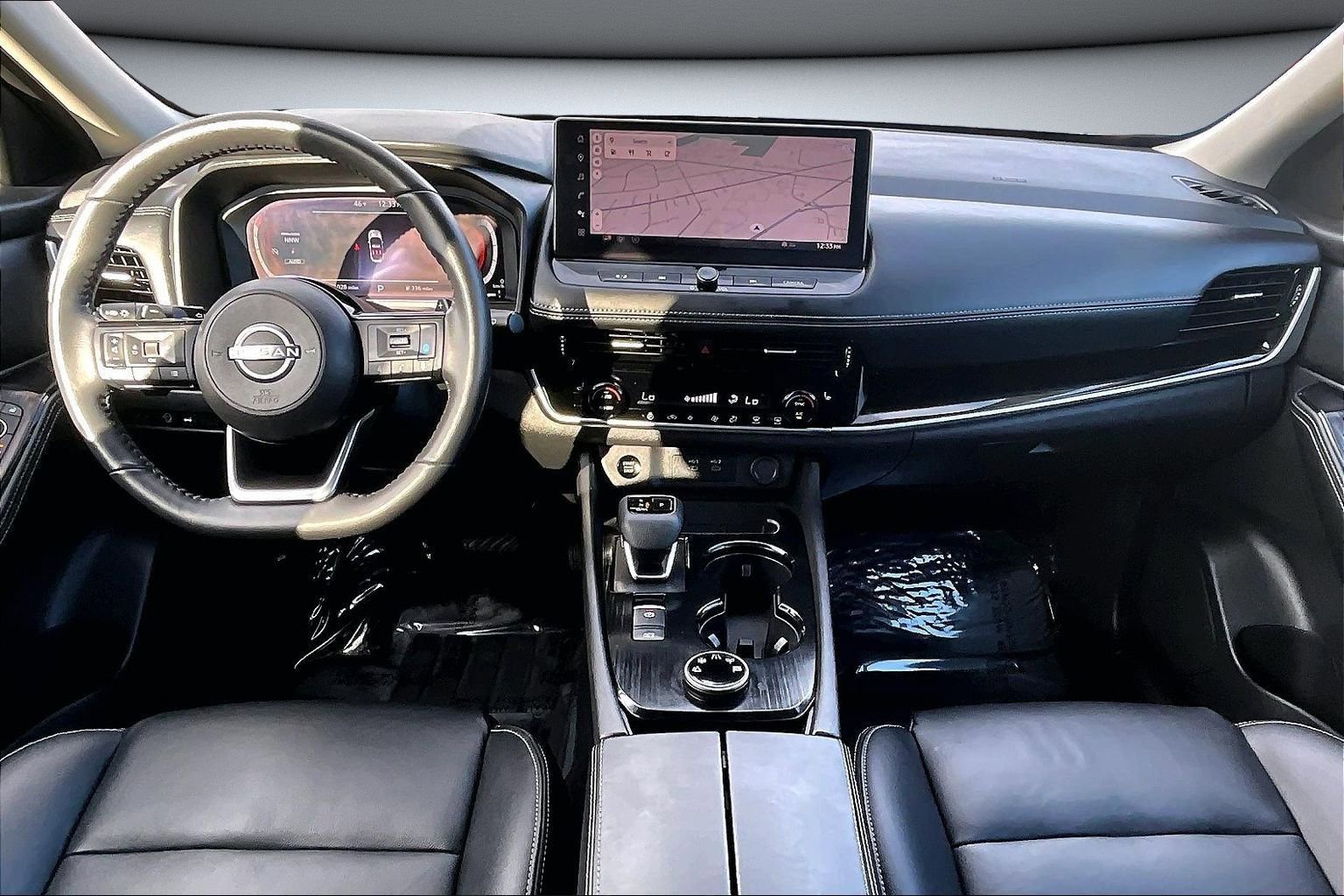 Used 2024 Nissan Rogue SL image 7