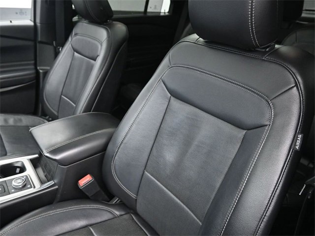 Used 2020 Ford Explorer Limited image 18