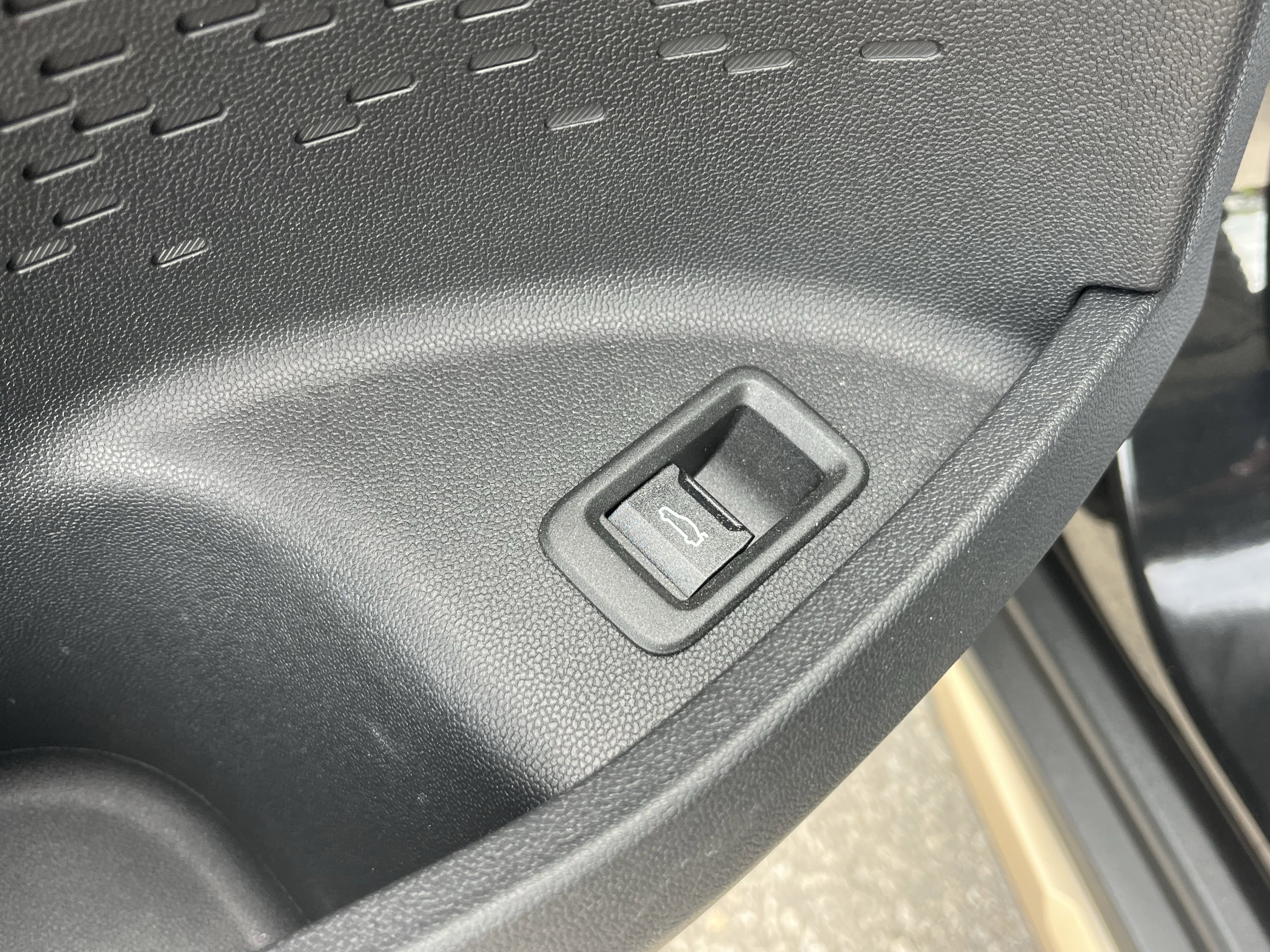 Used 2025 MINI Cooper Countryman S w/ Comfort Package Max image 15