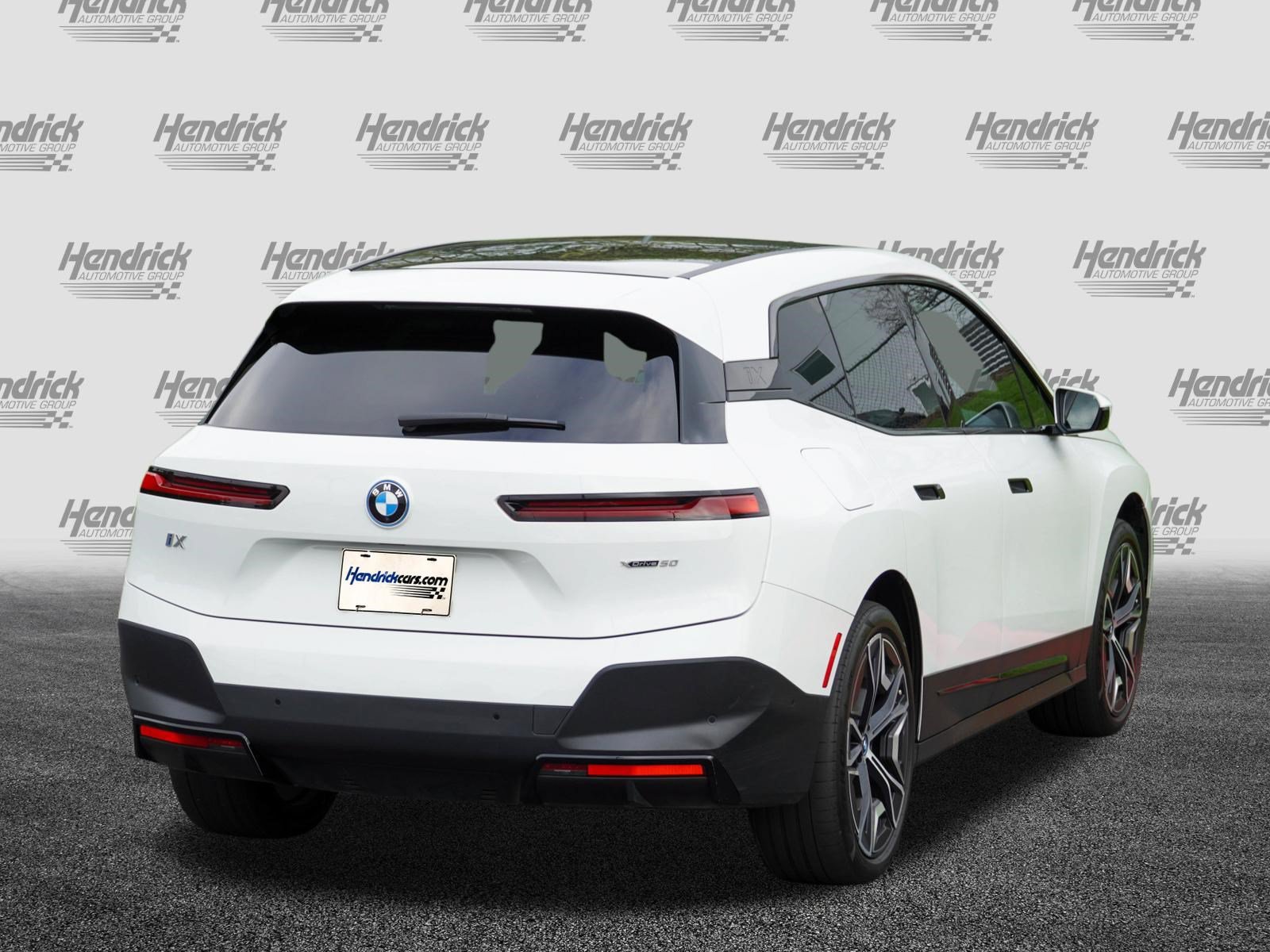 Certified 2024 BMW iX xDrive50 AWD/4WD image 8