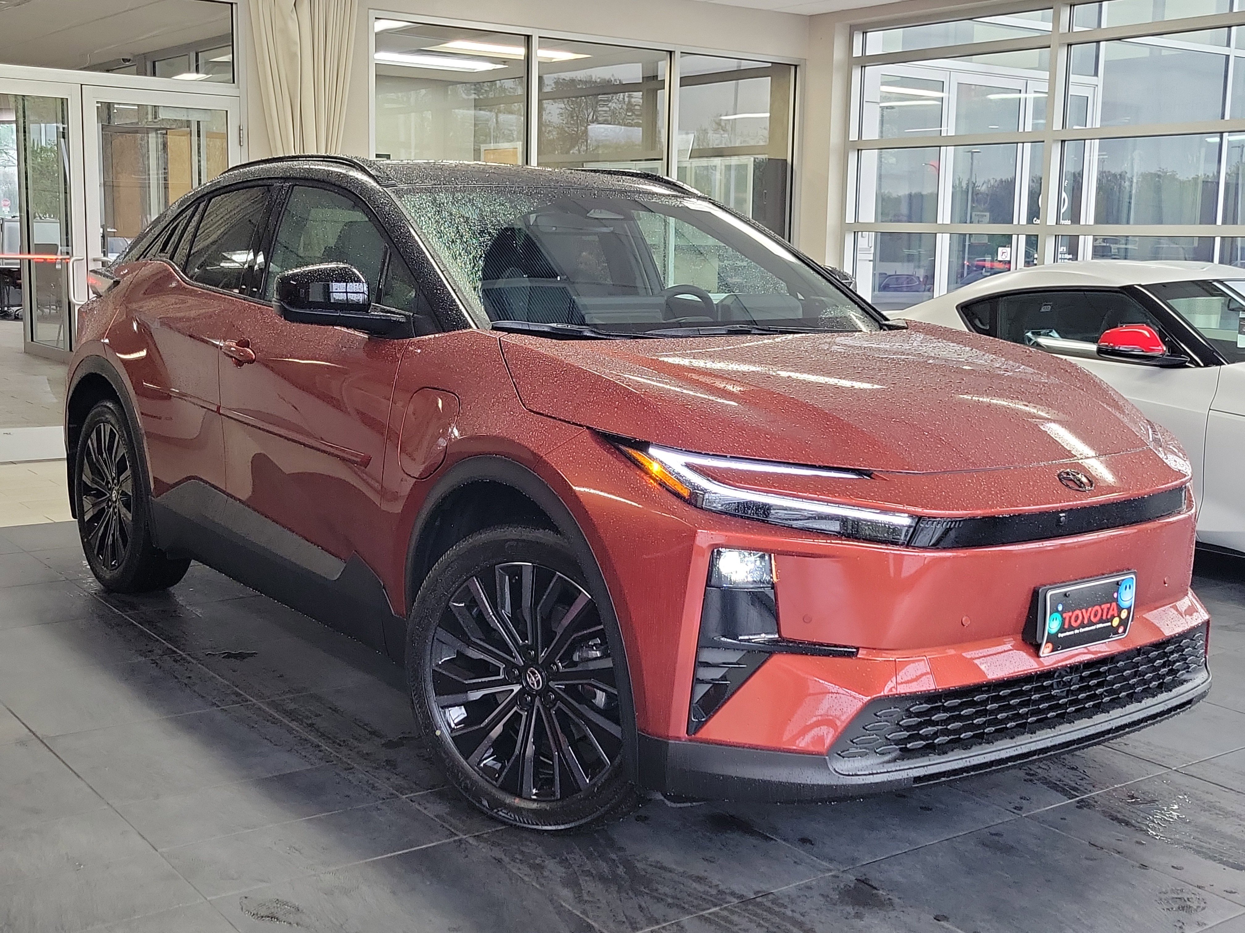 New 2026 Toyota C-HR w/ Cold Weather Package AWD/4WD video 2