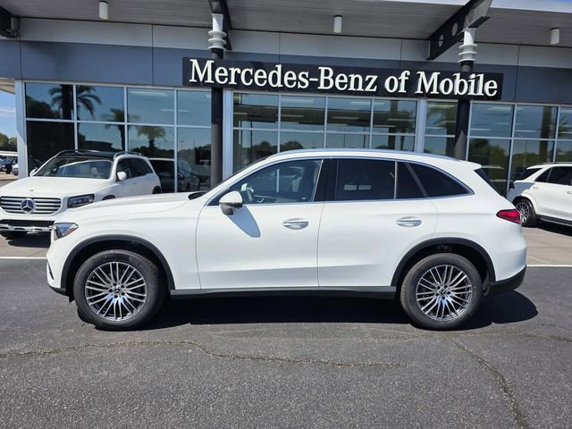 New 2026 Mercedes-Benz GLC 300 image 1