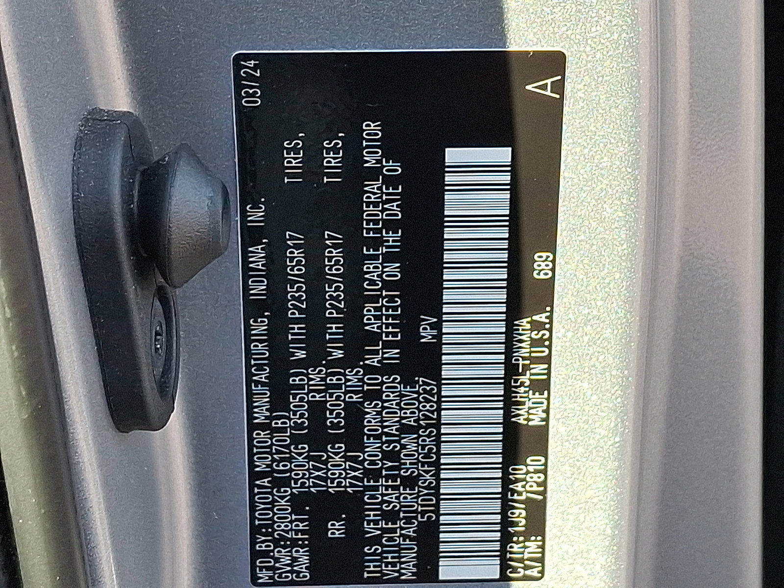 Certified 2024 Toyota Sienna XLE image 28