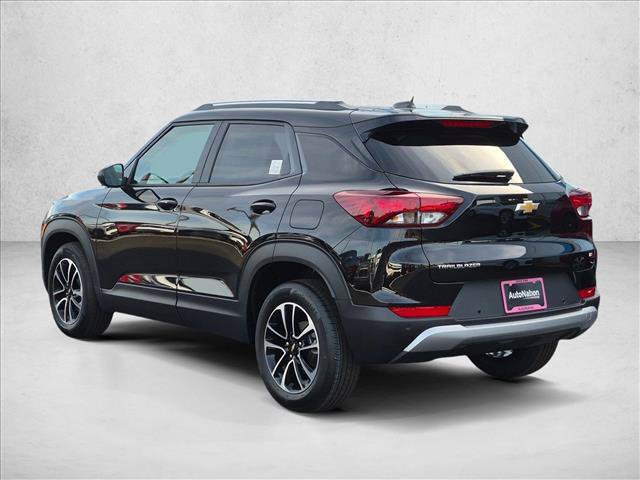 New 2026 Chevrolet TrailBlazer LT w/ Driver Confidence Package FWD image 8