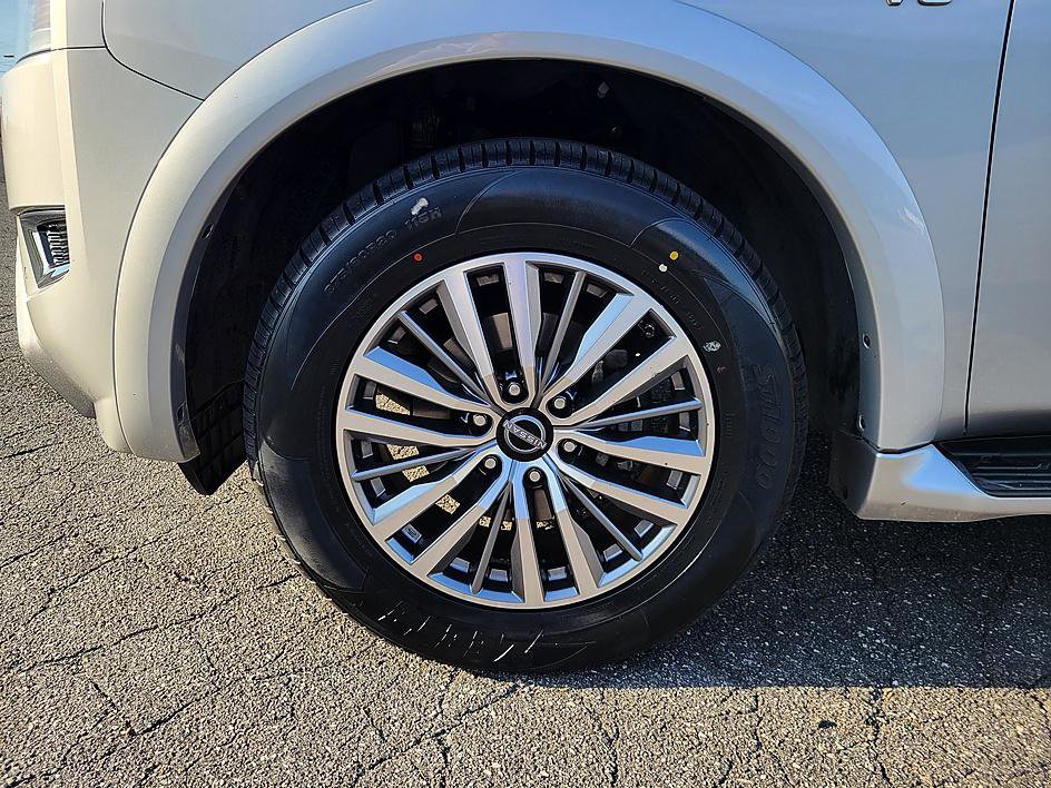 Used 2021 Nissan Armada SL w/ Captain's Chairs Package image 9