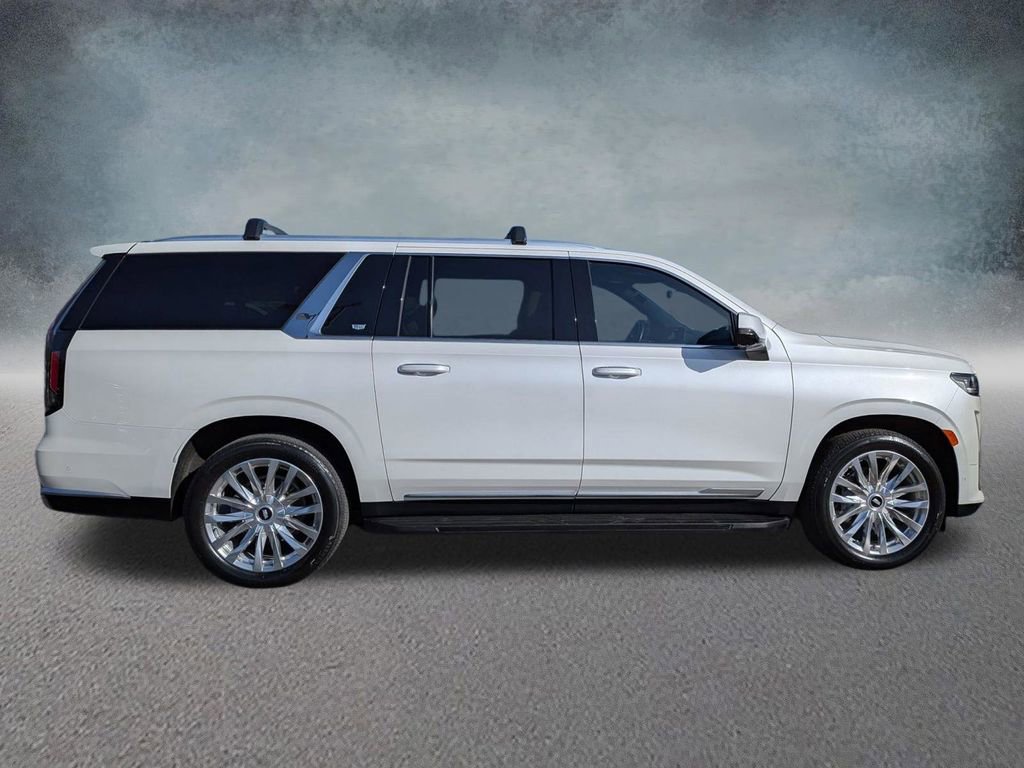 Used 2023 Cadillac Escalade ESV Premium Luxury w/ Performance Package image 6