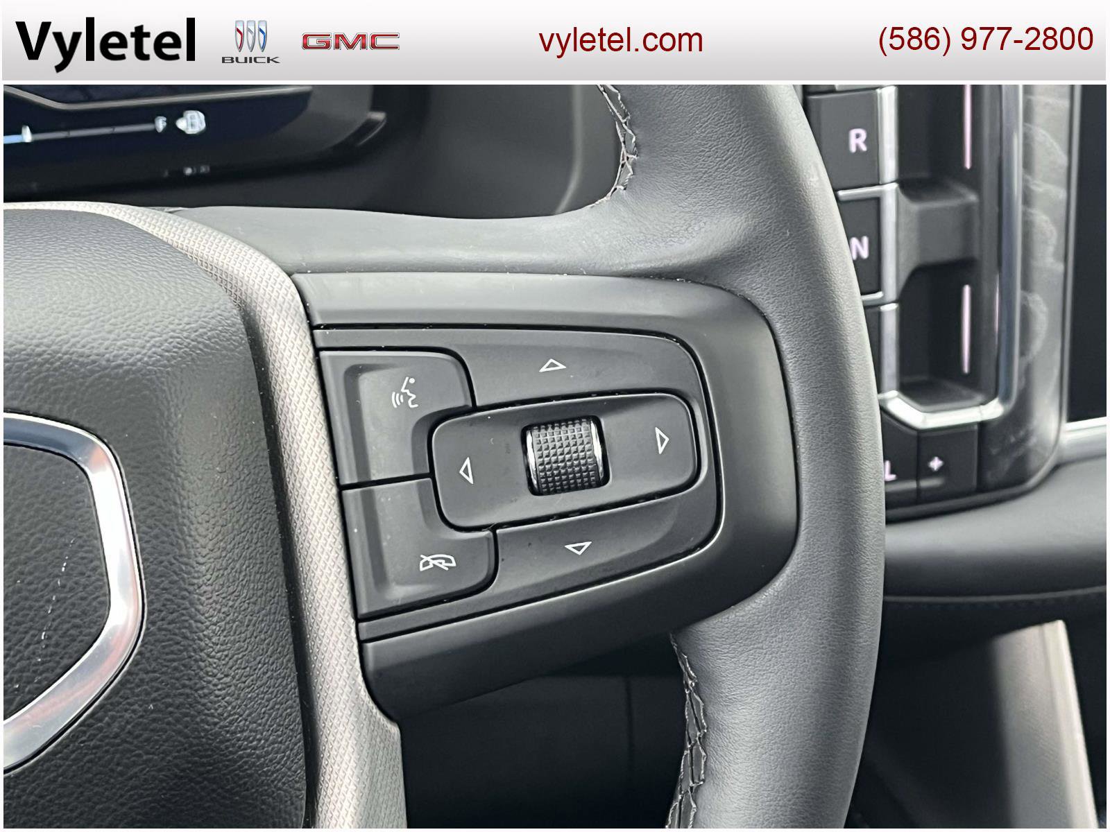 Used 2023 GMC Yukon Denali image 28