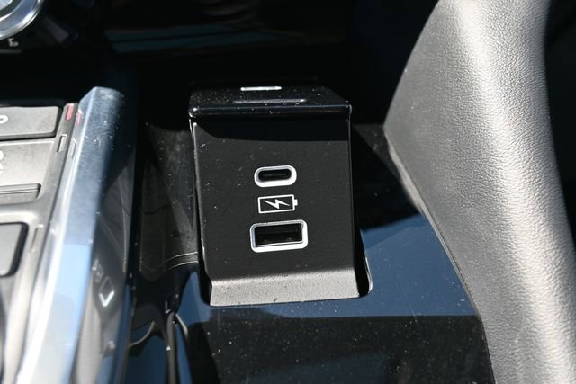 Used 2023 Acura MDX SH-AWD w/ Technology Package image 32