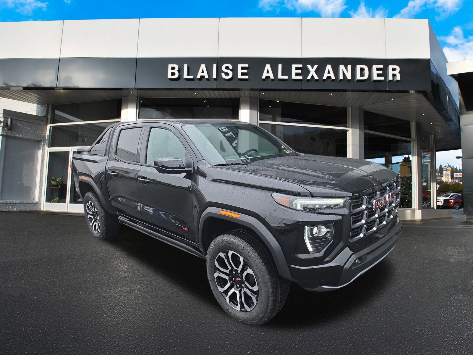 New 2025 GMC Canyon AT4 w/ Nightfall Edition