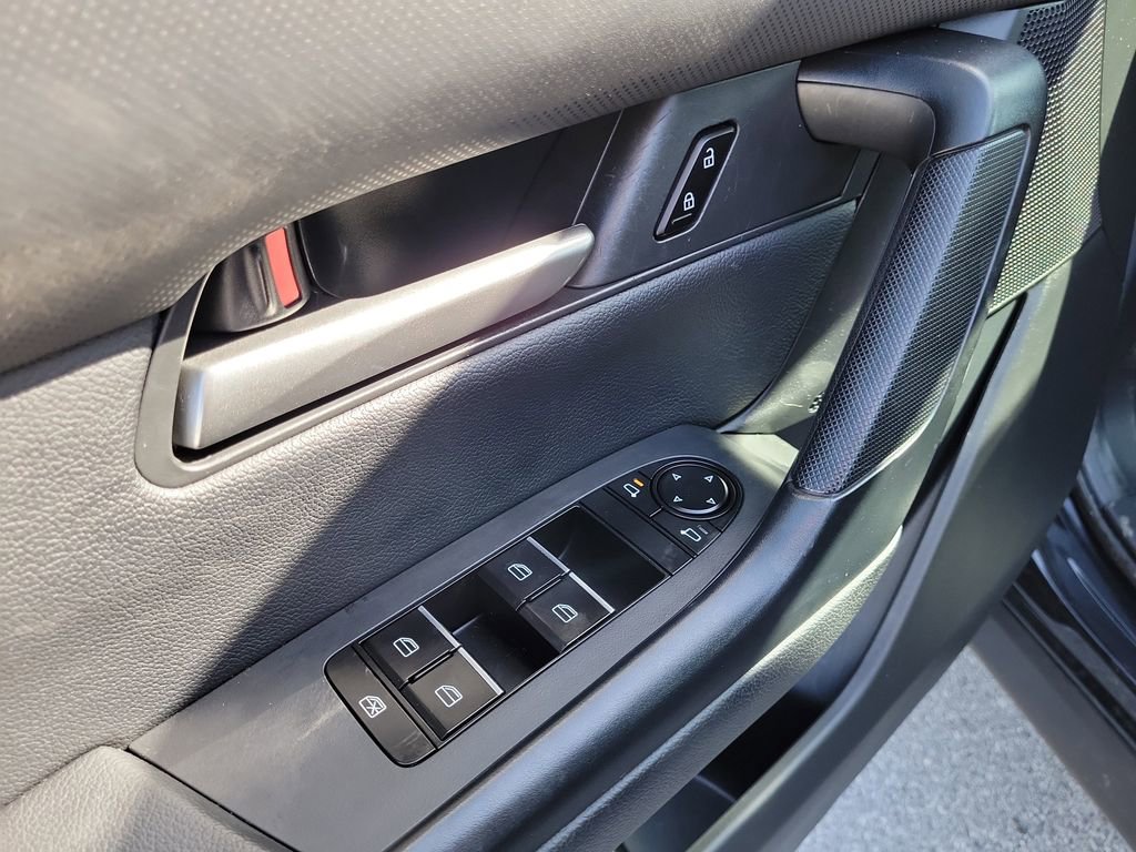 Used 2024 MAZDA CX-50 AWD 2.5 S w/ Premium Package image 19