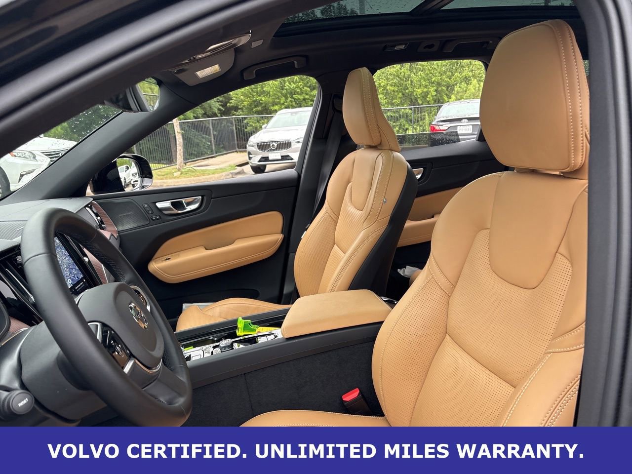 Certified 2025 Volvo XC60 B5 Ultra w/ Protection Package Premier image 18