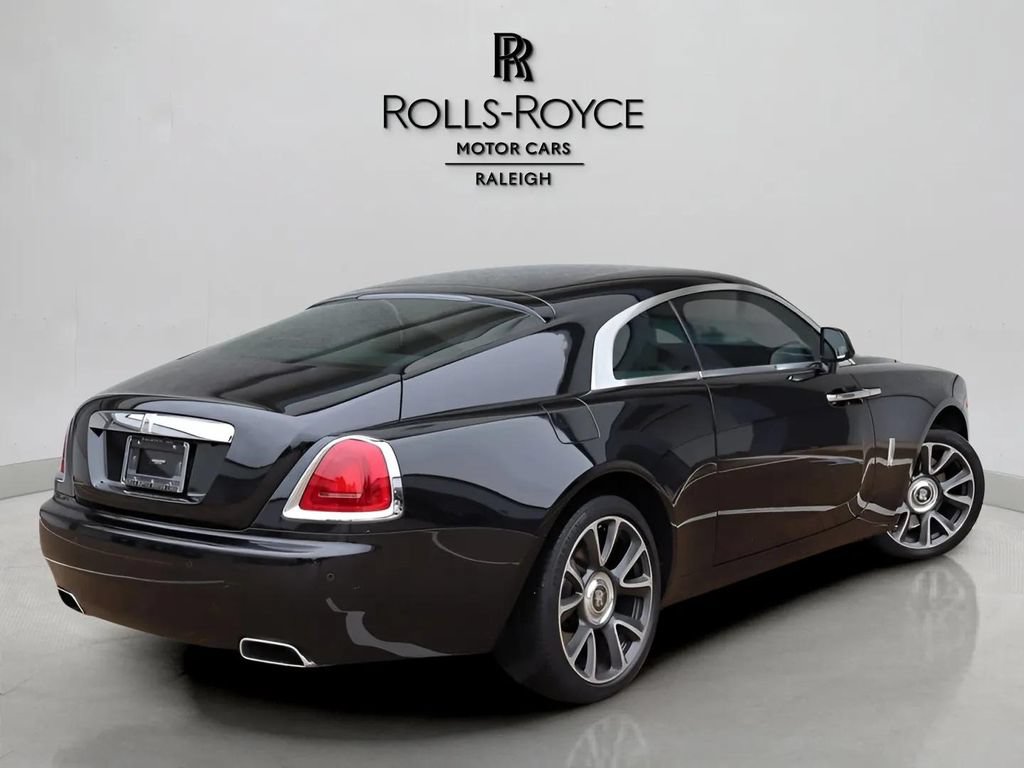 Used 2021 Rolls-Royce Wraith RWD image 3