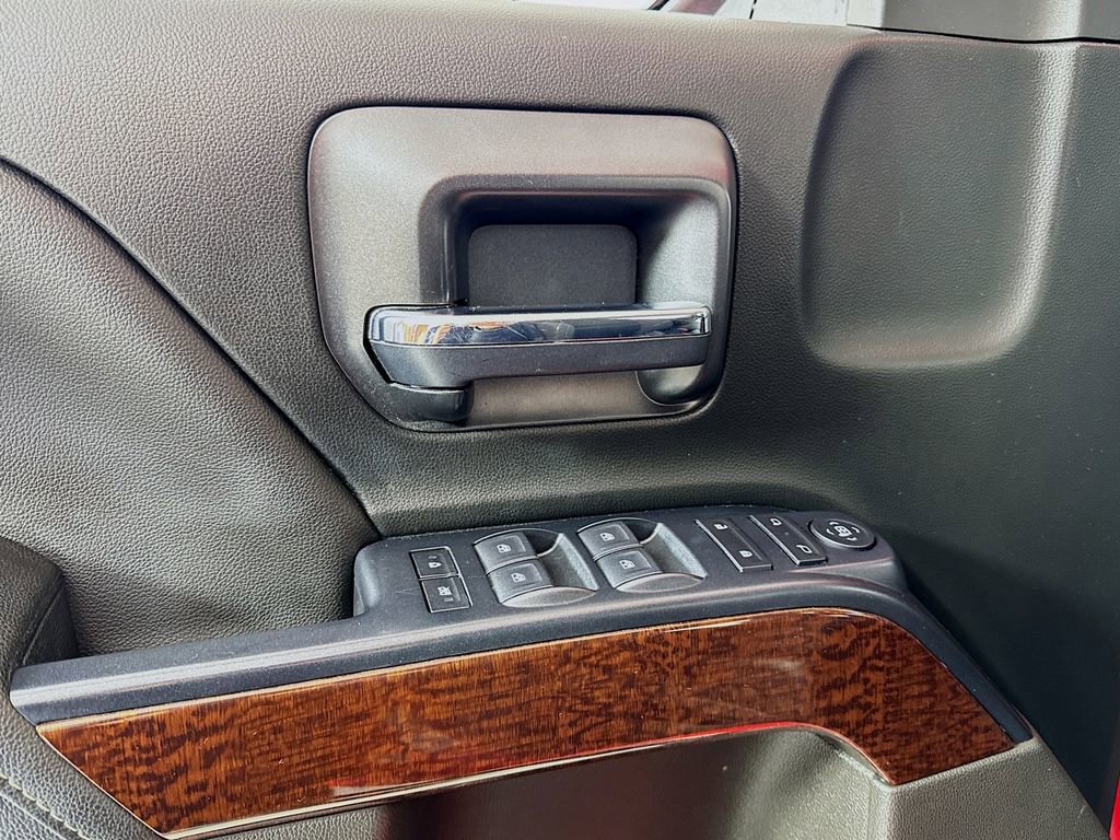 Used 2018 GMC Sierra 1500 SLE w/ SLE Value Package RWD image 16